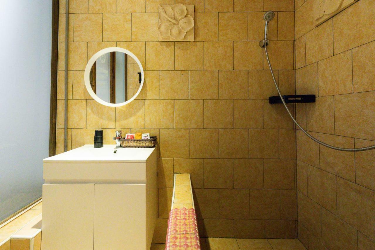 Kenting Location Hotel - Loving Nan Wan Нанвань Екстер'єр фото